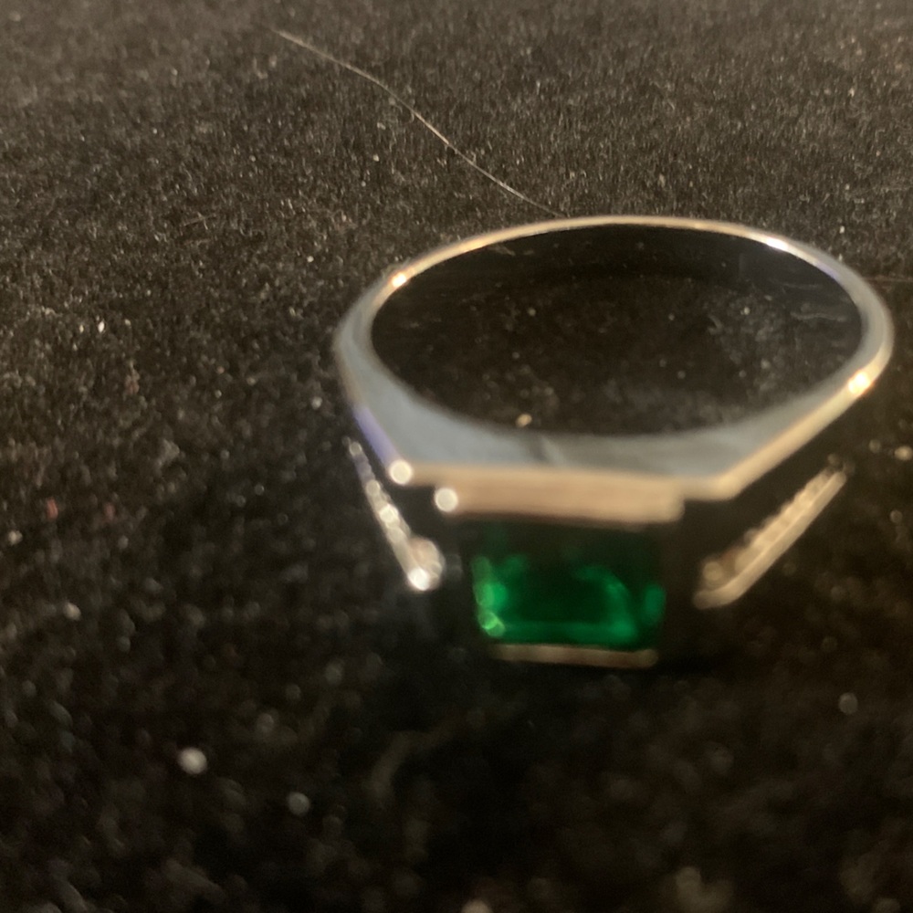 Silver Ring with Green Stone - Picture 2 of 3